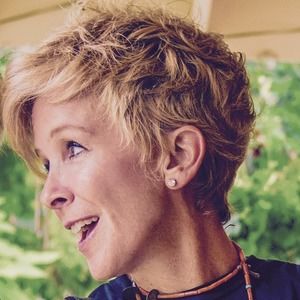 Meet your Posher, Ellie